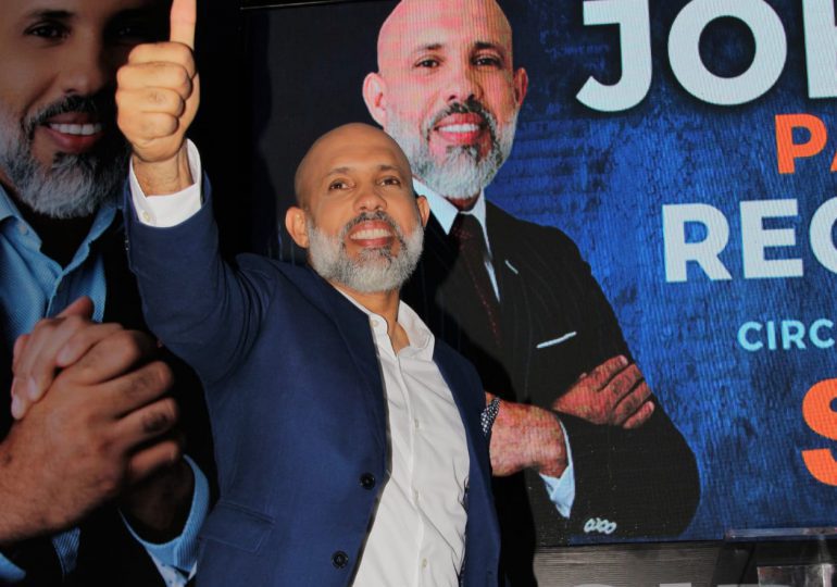 Cantautor Johan Paulino lanza su candidatura a regidor por Santo Domingo Este