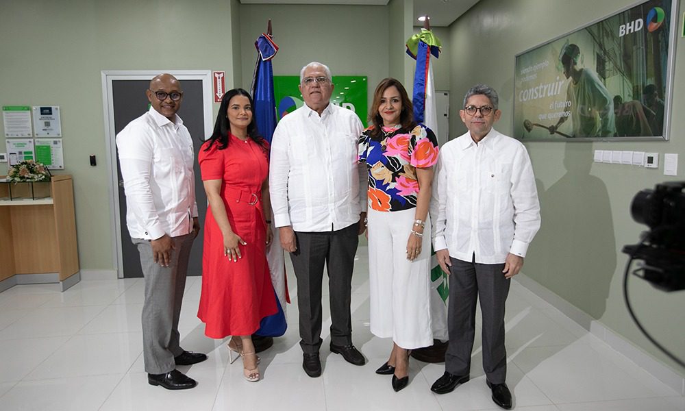 BHD inaugura una oficina en Dajabón