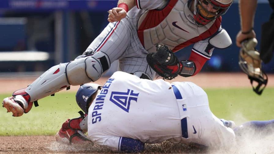 Carlos Correa logra 2do grand slam en su vida; Mellizos vencen a Azulejos