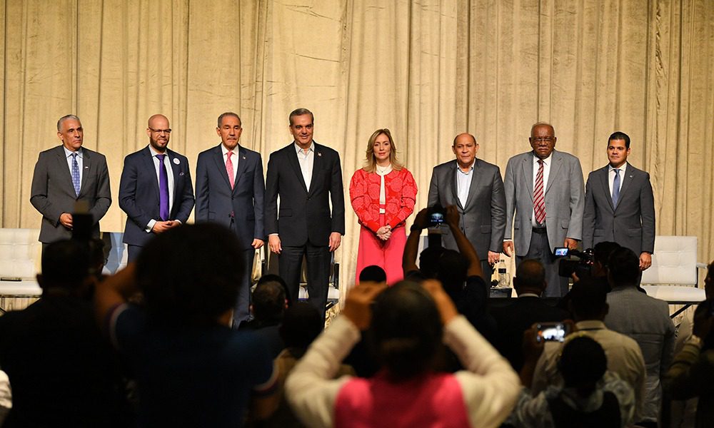 "¡Alarma educativa en RD! Abinader reconoce emergencia en el sistema"