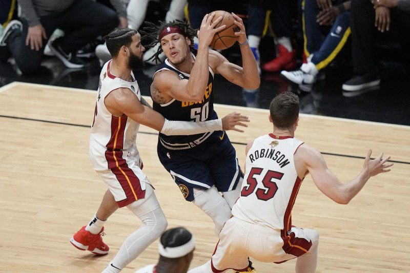 Nuggets a un paso de su primer anillo de la NBA tras vencer a Miami Heat