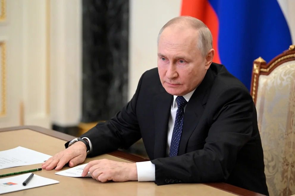 "¡Escándalo mundial! Putin evita la cumbre de los BRICS en Sudáfrica por temor a ser arrestado por crímenes de guerra."