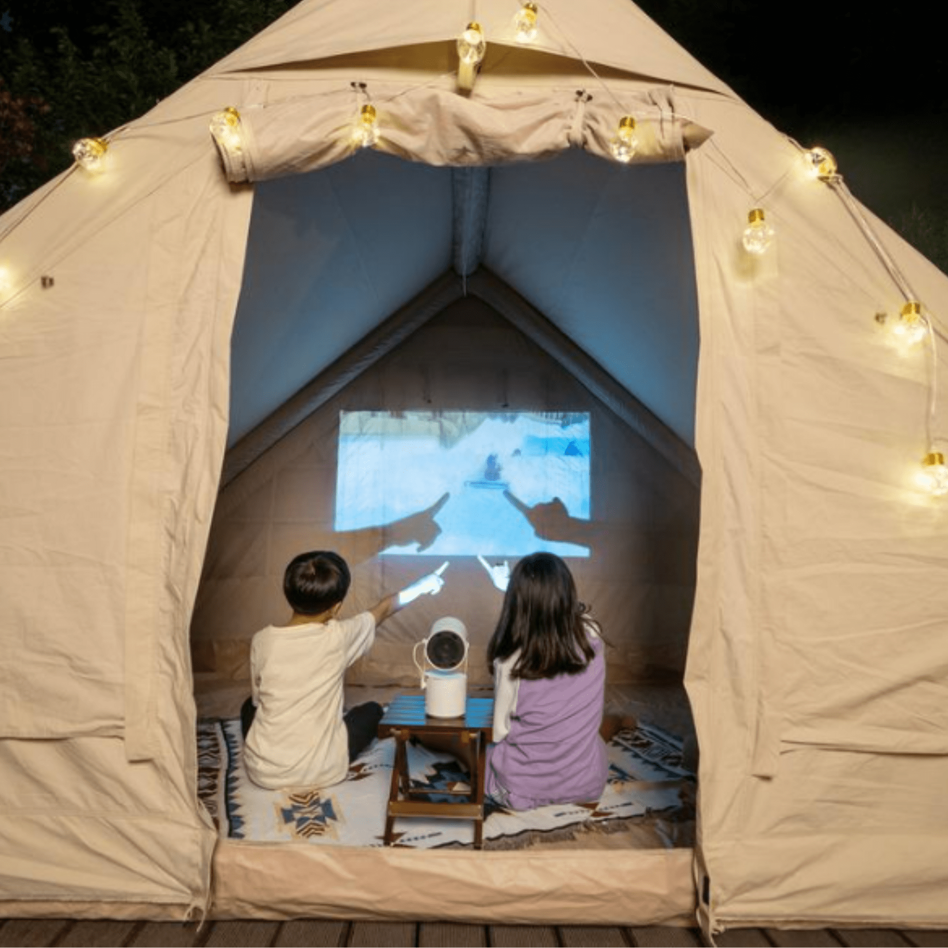 Vacaciones de julio: Lleva el entretenimiento a cualquier parte con el proyector portátil The Freestyle de Samsung 
