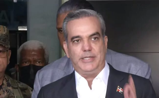 Presidente Abinader ordena impedir entrada a RD de dos ciudadanos haitianos
