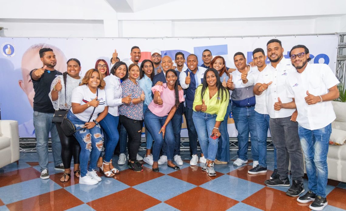 Bertico Santana destaca compromiso con el deporte para desarrollo integral de los jóvenes