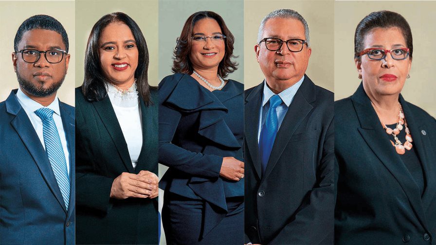 Votos insuficientes para juicio político a miembros de la Cámara de Cuentas