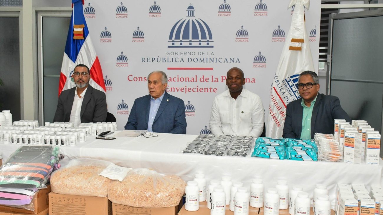 CONAPE recibe donación de 10 millones de pesos en medicamentos e insumos de la Fundación El Buen Samaritano