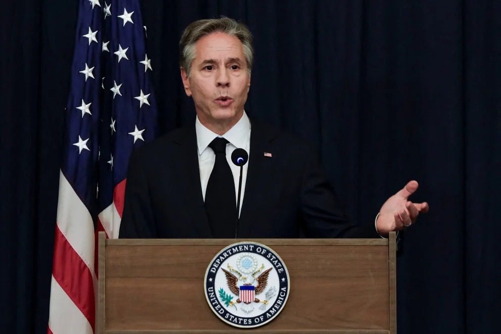 "¡Amenaza implacable! Estados Unidos sanciona ferozmente a más de 120 compañías por su apoyo inquebrantable a Rusia"