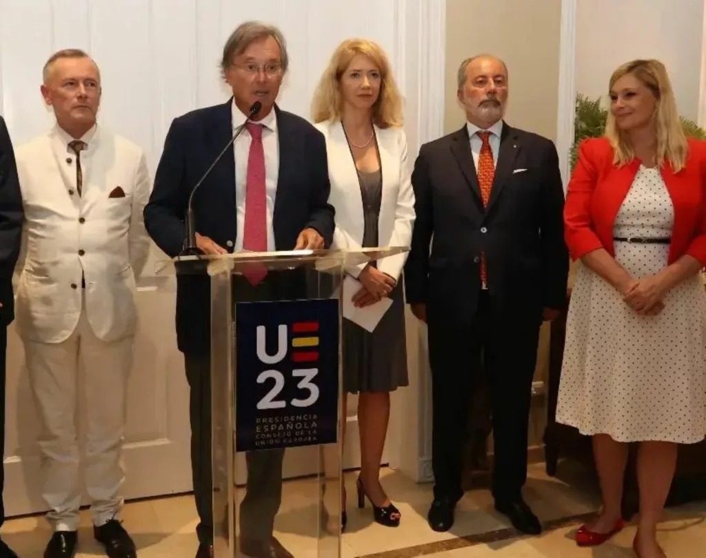Embajador de España destaca estabilidad de República Dominicana