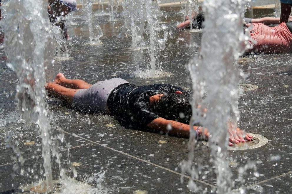 "El verano del infierno: Italia se prepara para una ola de calor mortal de 48 grados"