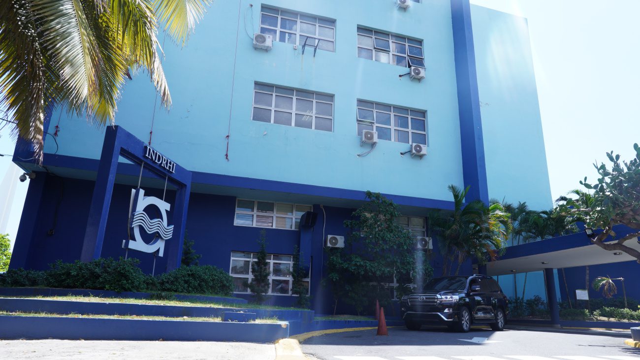 INDRHI realiza trabajos de adecuación en sistemas de riego de Barahona
