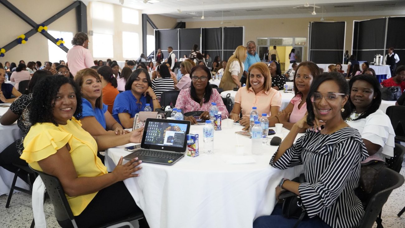 MINERD capacita a miles de docentes en la “Jornada de Verano 2023-2024” con miras al inicio del próximo año escolar
