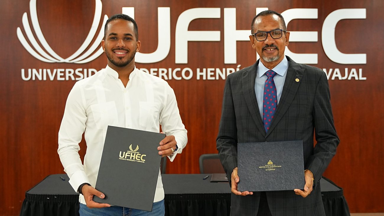 Ministerio de la Juventud y la Universidad Federico Henríquez y Carvajal apuestan a la formación de los jóvenes con cobertura completa
