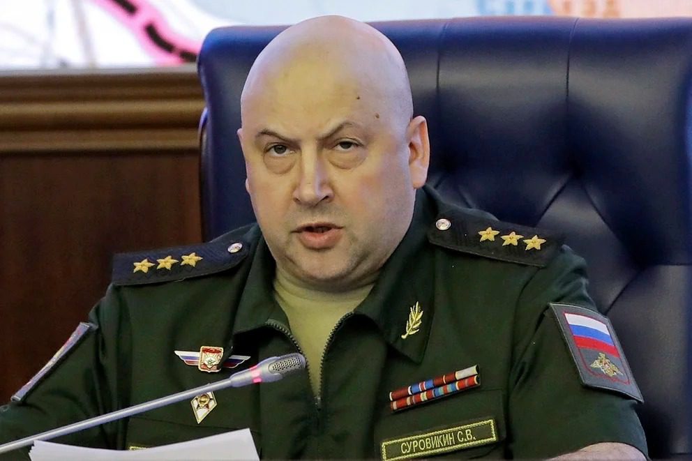 La inteligencia del Reino Unido dijo que los últimos actos públicos marcan que Surovikin fue sancionado en Rusia tras la rebelión