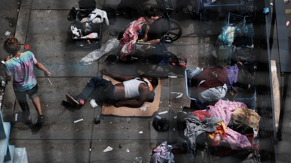 "Xilacina: La letal droga de origen chino que aviva la catástrofe de los opioides en Estados Unidos"