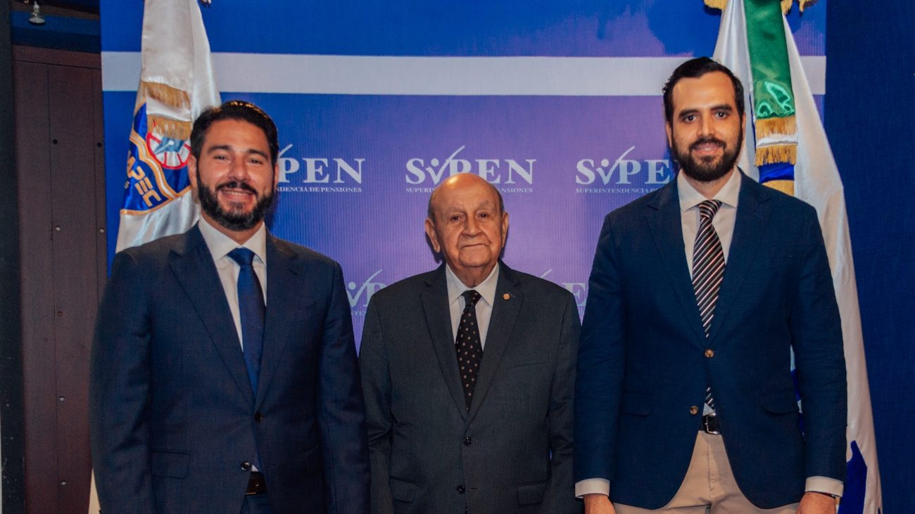 Superintendencia de Pensiones y UNAPEC presentan la primera especialidad en Planes y Fondos de Pensiones
