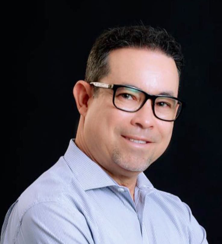 Amado Díaz dice senador de La Romana actúa como un «hombre despechado» tras su salida del PRM