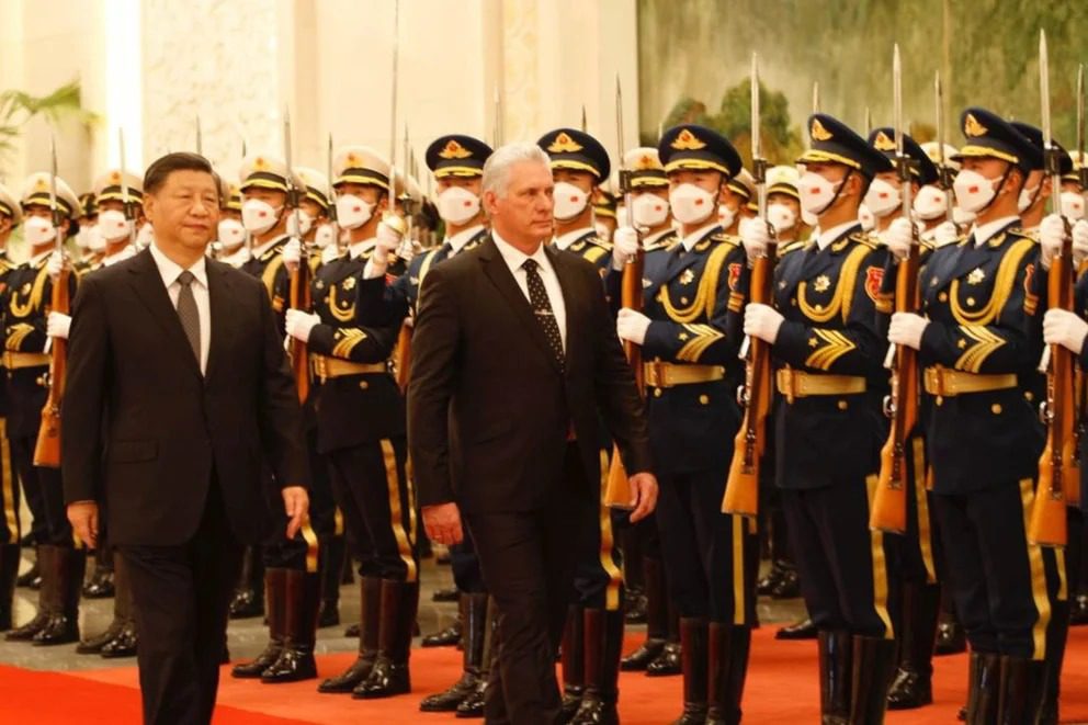 "Preocupación creciente: China instala base de espionaje en Cuba y aumenta su presencia en América Latina"