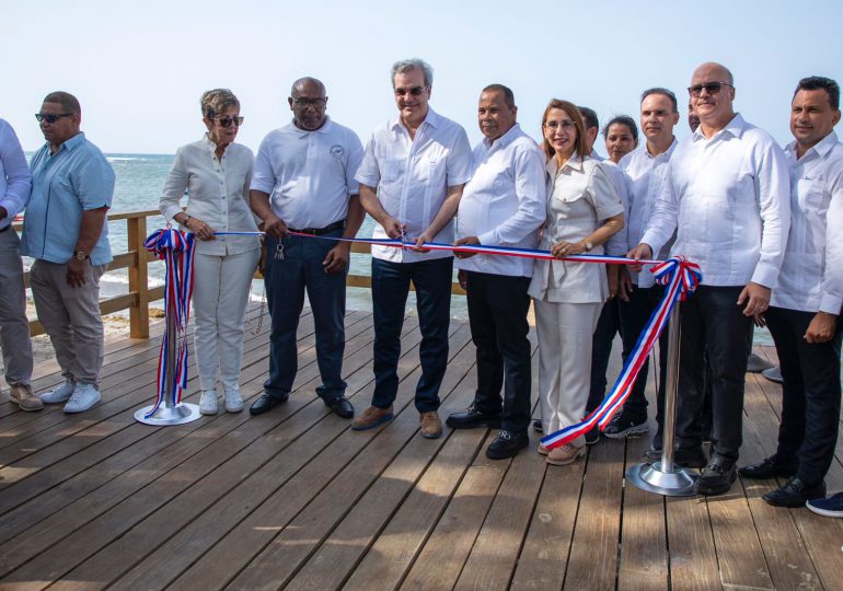 Presidente Luis Abinader inaugura cinco obras en Puerto Plata