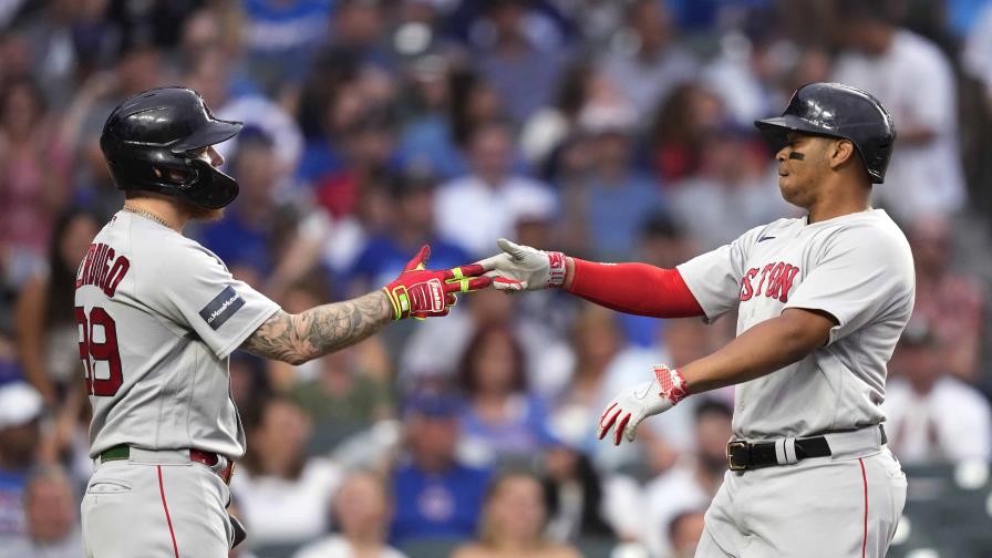 Rafael Devers la sacó dos veces y Bello lanzó bien en triunfo de Boston