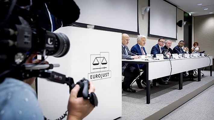 "Luz sobre los crímenes de guerra: Se establece centro internacional para investigar las acciones de Rusia en la invasión de Ucrania"