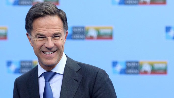La carrera contrarreloj en Países Bajos para encontrar candidatos tras la renuncia de Rutte que "nadie vio venir"
