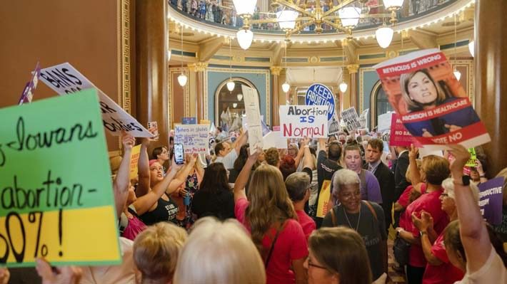 EE.UU.: Juez bloquea temporalmente nueva ley que veta aborto a partir de las seis semanas en Iowa