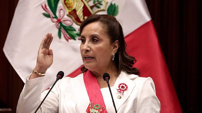 Boluarte pide perdón por muertes ocurridas en protestas y propone un pacto de reconciliación en Perú