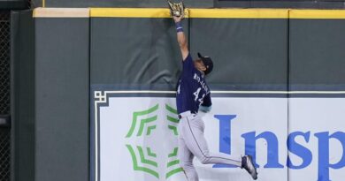 Luis Castillo logra una gran salida ante los Astros