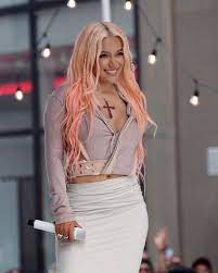 Colombiana Karol G rompe otro récord al convocar multitud en Manhattan en tradicional show "Today" de NBC