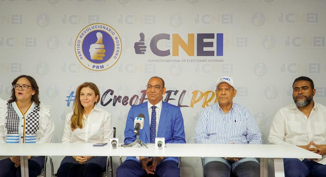 Precandidatos del PRM se inscriben a puestos municipales y legislativos; las solicitudes serán depuradas