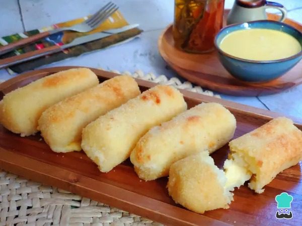 Yuca rellena con queso - Receta FÁCIL