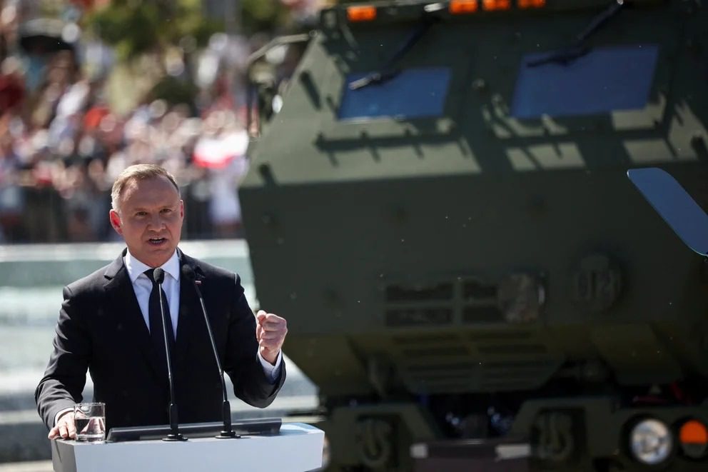 El presidente polaco advirtió que Rusia está trasladando armas nucleares de corto alcance a Bielorrusia