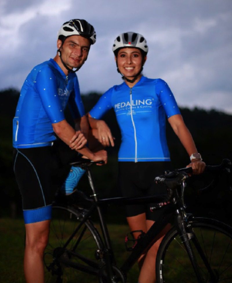 Laura y Mauricio: Amor, deporte, aventura, naturaleza y complicidad sobre dos ruedas