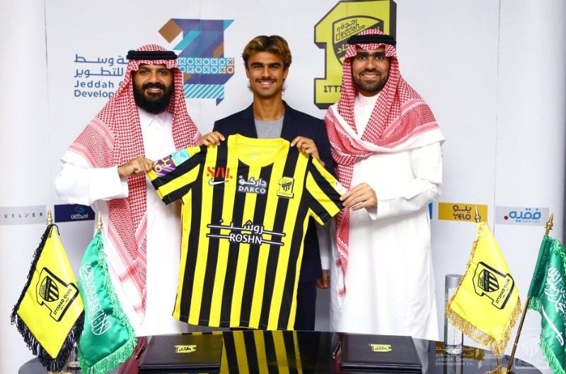 Al-Ittihad lo pagó millones y ahora lo quieren vender por que no es considerado un jugador estrella