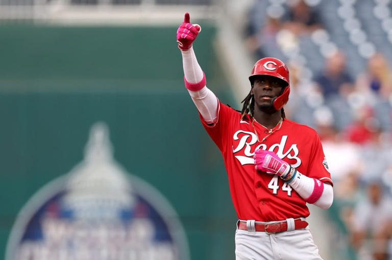 Dominicano Elly de la Cruz monta su show en MLB al robarse segunda, tercera y ‘home’ en un lapso de dos pitcheos