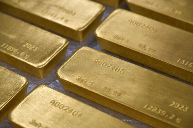 El oro sube y los bonos bajan antes de la reunión de Jackson Hole