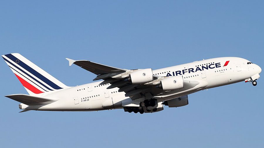Air France prolonga la suspensión de vuelos a Mali y Burkina Faso