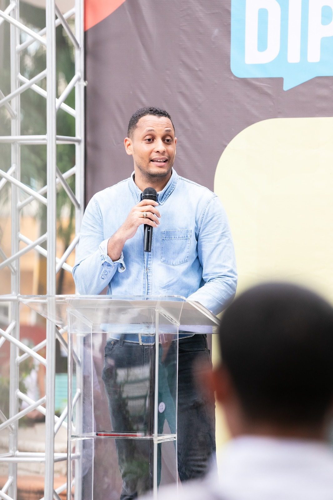 Ariel Medos lanza su candidatura a Diputado por la Circunscripción 2 de Santo Domingo Este