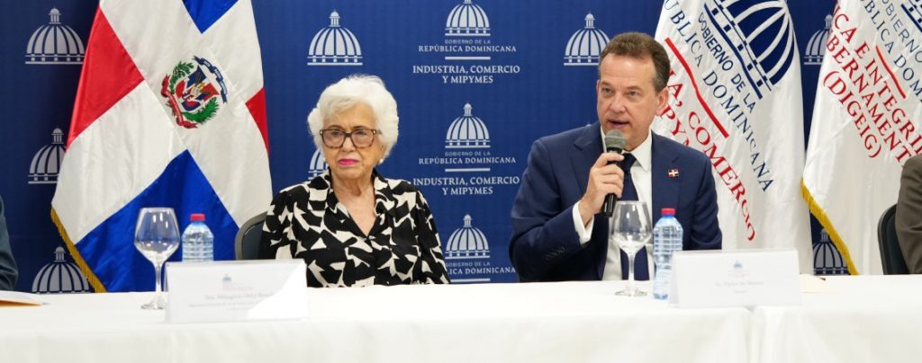 Bisonó sostiene encuentro con representantes del Consejo de Transparencia de Chile