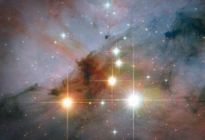 PALABRA DE DIOS MARTES DE LECTURA Entonces los justos brillarán como el sol en el Reino de su Padre. El que tenga oídos, que oiga.