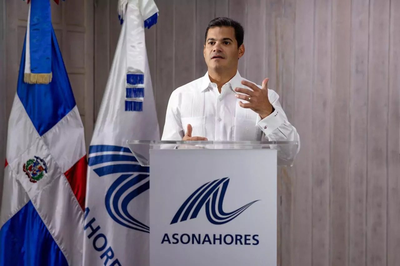 Asonahores califica de muy positiva para RD la facilidad de entrada a 85 aeropuertos de EEUU