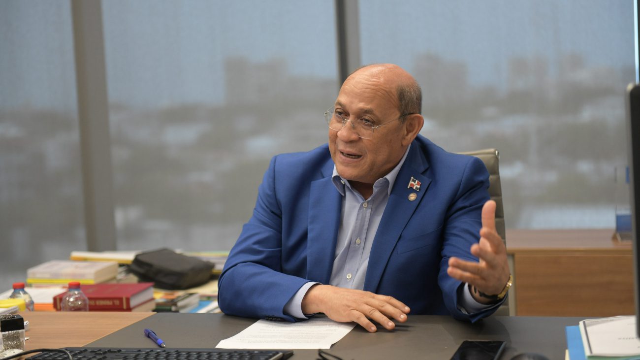 Director del INFOTEP destaca impacto de la Industria 4.0 en el sector Salud