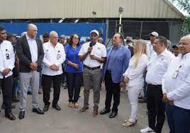 Gobierno inicia proceso de titulación de terrenos en El Valle, Hato Mayor para entregar 800 títulos
