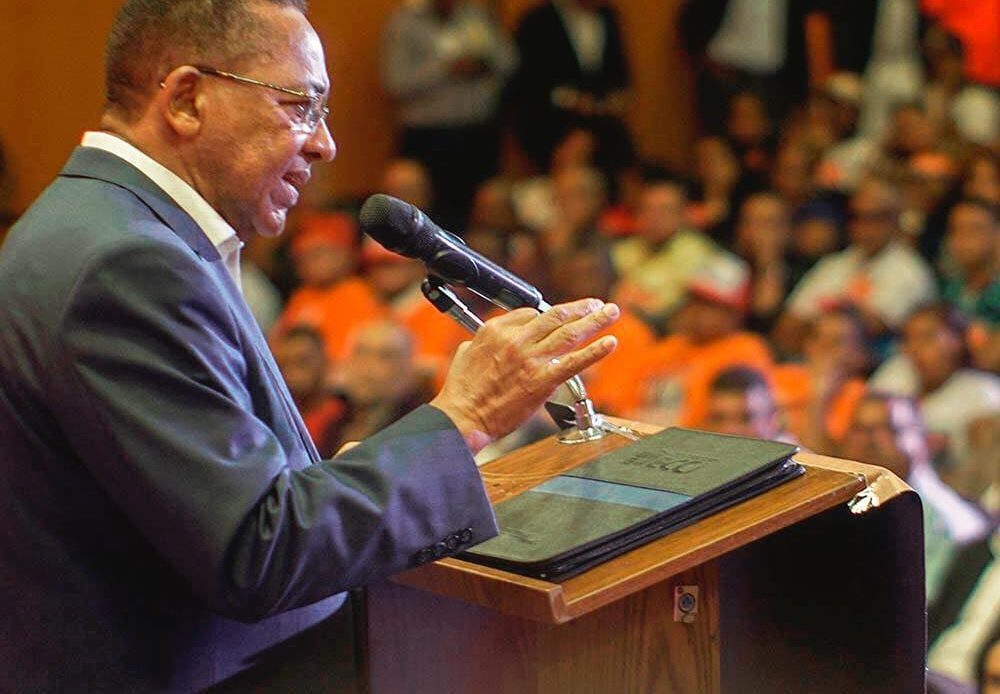 Ismael Reyes asegura reforma policial luce cosmética