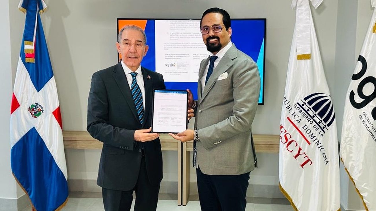 MESCYT y OGTIC firman acuerdo para el servicio de portafirmas gubernamental (FIRMAGOB)
