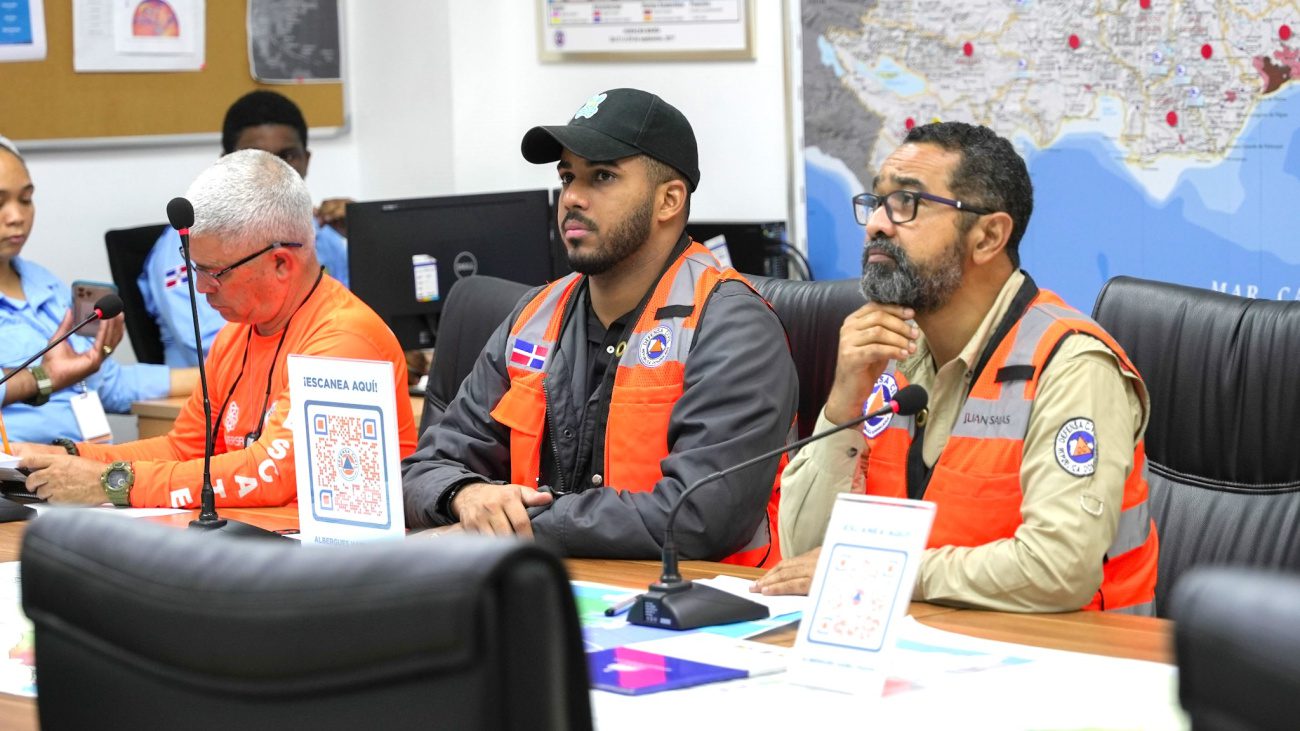 Ministerio de la Juventud dispone 50 autobuses al servicio de la Defensa Civil