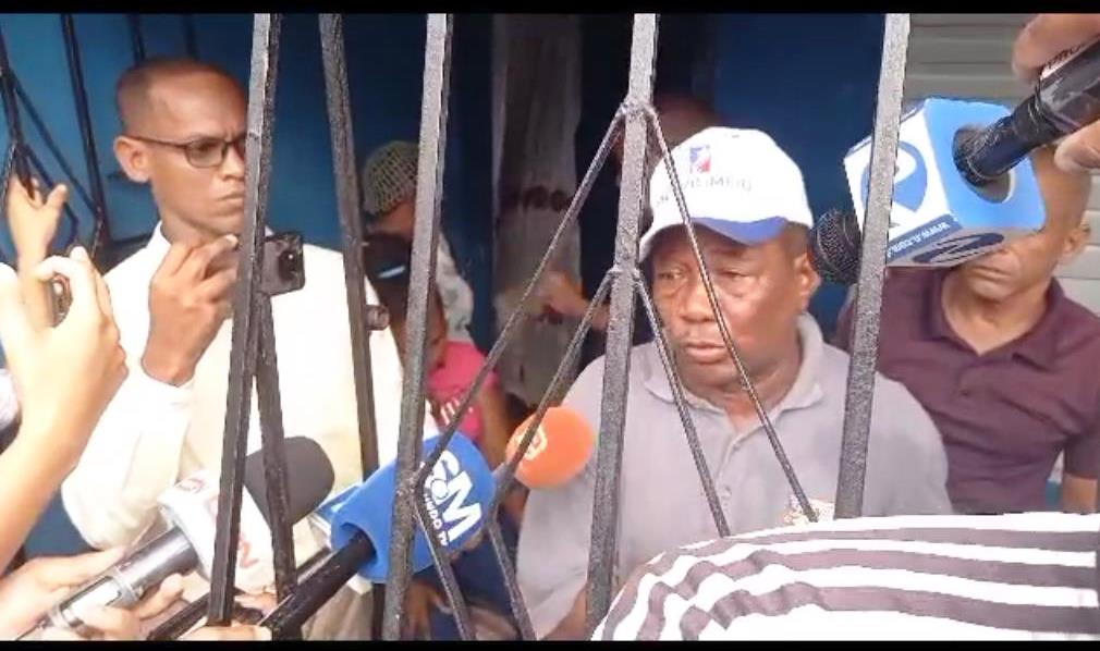Familiares denuncian autoridades fueron negligentes en búsqueda de menor desaparecida en San Cristóbal