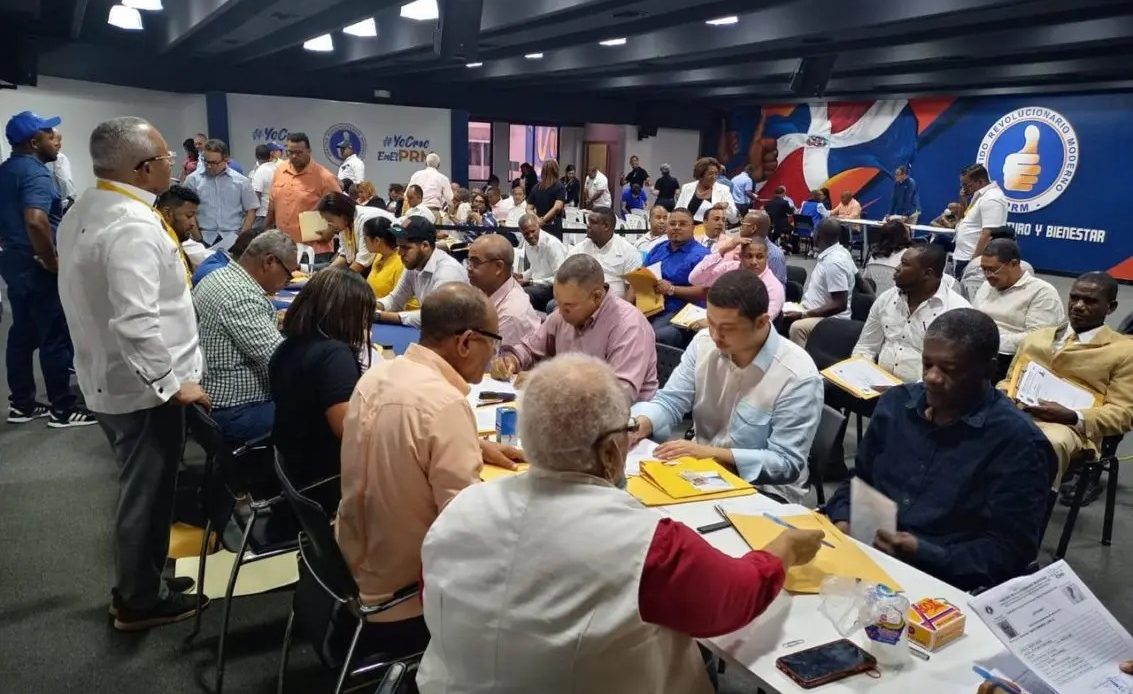 PRM aún no depuración los 4,692 precandidatos, a un mes y 8 días de la inscripción