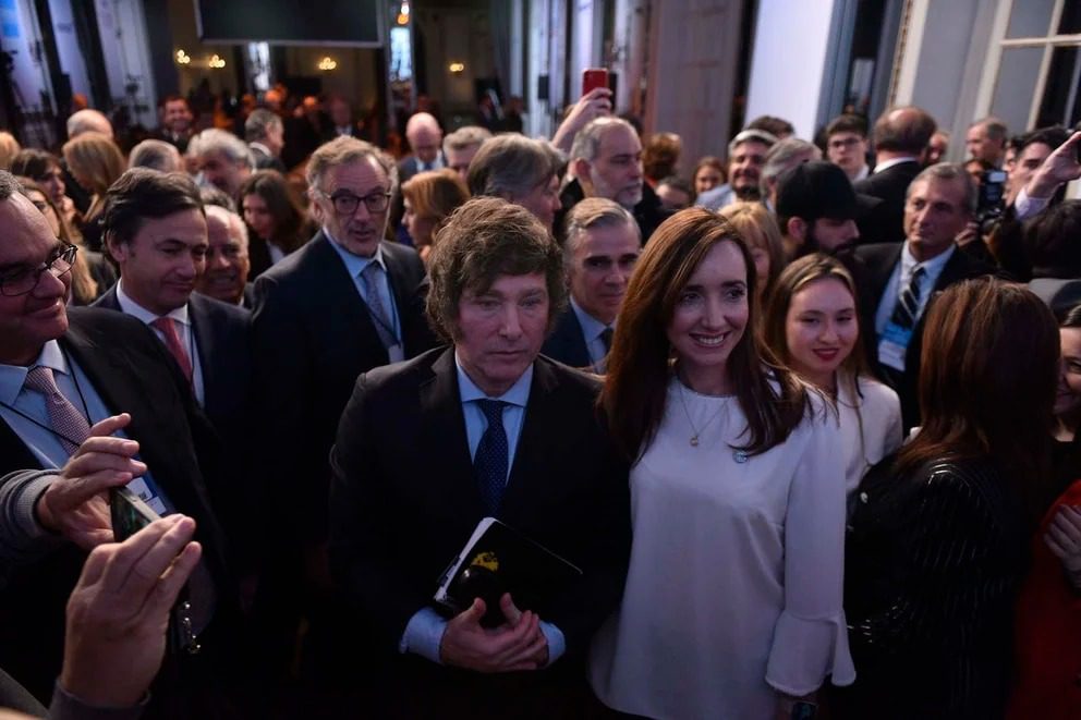 Entre la desconfianza y el temor: la mirada de los empresarios sobre el “efecto Milei” y su impacto en la economía
